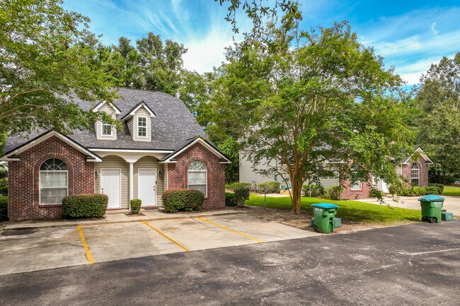 60 Country Way in Crawfordville, FL - Building Photo - Building Photo