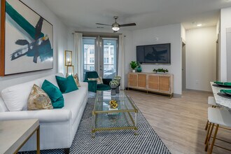 The Harper in Franklin, TN - Building Photo - Interior Photo