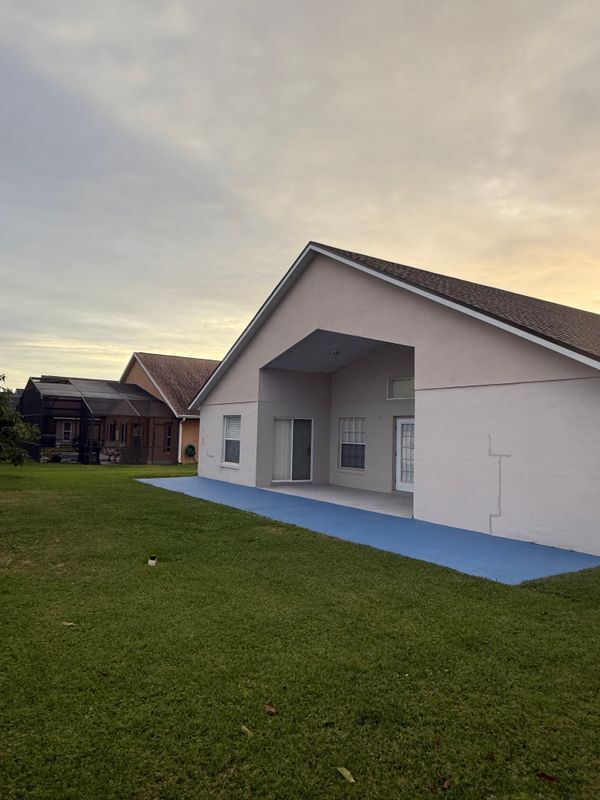 1111 Prosperity Ave in Kissimmee, FL - Foto de edificio - Building Photo