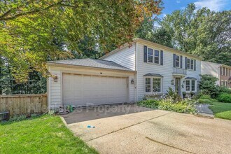 9713 Velilla Rd in Burke, VA - Building Photo - Building Photo