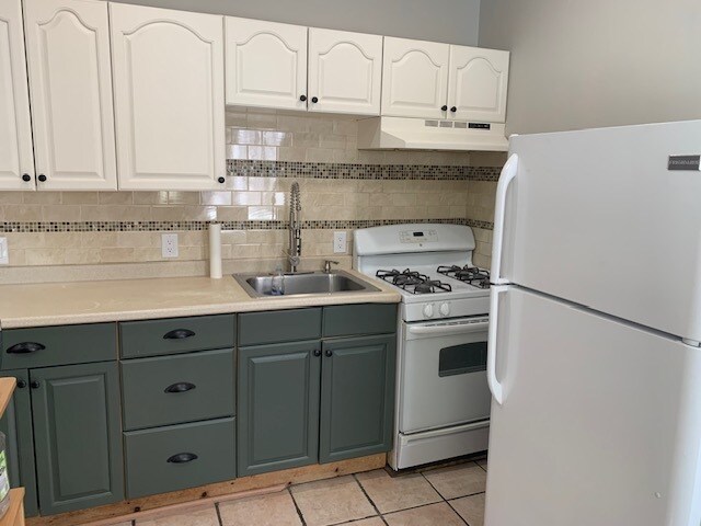49 Upham St in Malden, MA - Building Photo - Building Photo