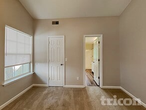 111 Sweet Thorne Rd in Irmo, SC - Building Photo - Building Photo