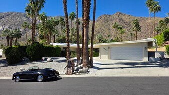 1303 N Rose Ave in Palm Springs, CA - Building Photo