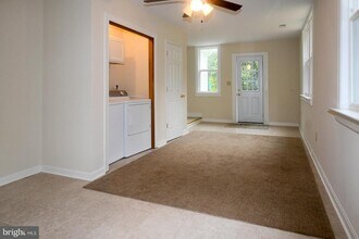 12335 Rousby Hall Rd in Lusby, MD - Building Photo - Building Photo