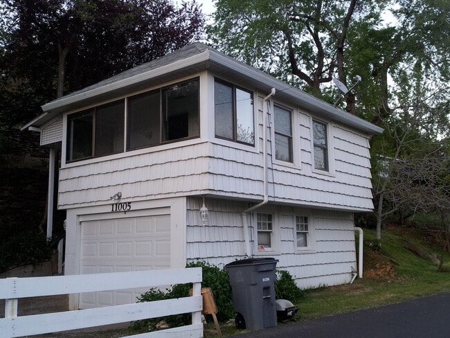 property at 11005 Amador Creek Rd