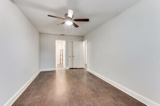 3518 8th Ave-Unit -3516 in Fort Worth, TX - Building Photo - Building Photo