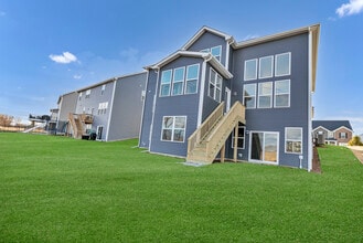 668 Branson Dr in Batavia, IL - Building Photo - Building Photo