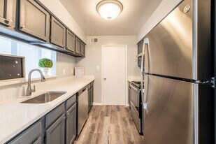 BellaVista in Woodbridge, VA - Building Photo