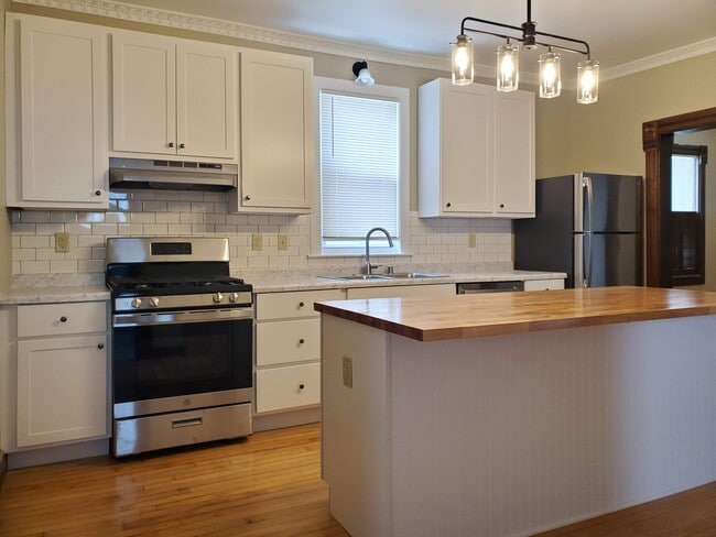 2159 S Mound St, Unit LOWER