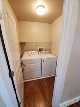 1049 Quarry View Way in Sandy, UT - Building Photo - Building Photo