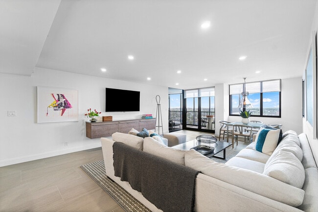 3420 S Ocean Blvd in Highland Beach, FL - Foto de edificio - Building Photo