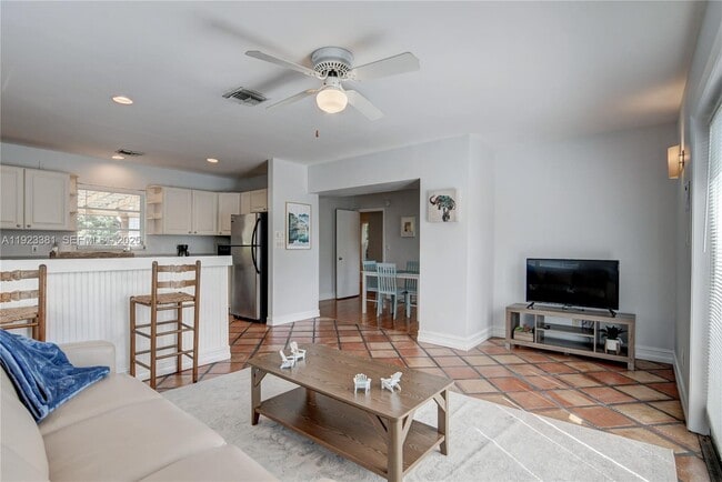 515 SW 9th St-Unit -513 in Fort Lauderdale, FL - Building Photo - Building Photo