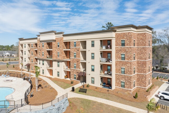 Grand Park Luxury Apartments