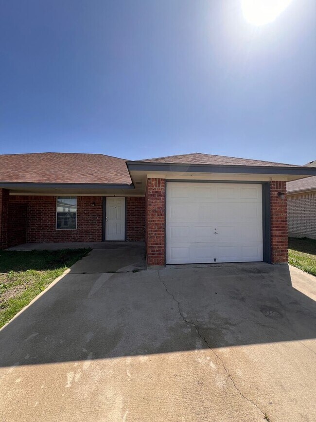 3802 Pecos Dr-Unit -3802 B Pecos Drive in Killeen, TX - Foto de edificio - Building Photo
