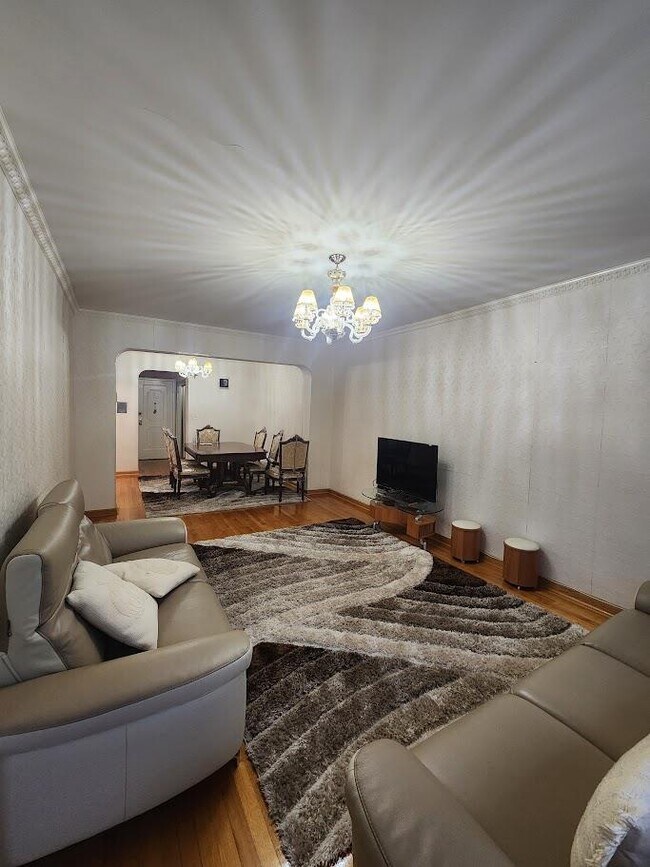 property at 64-33-6499 99th St