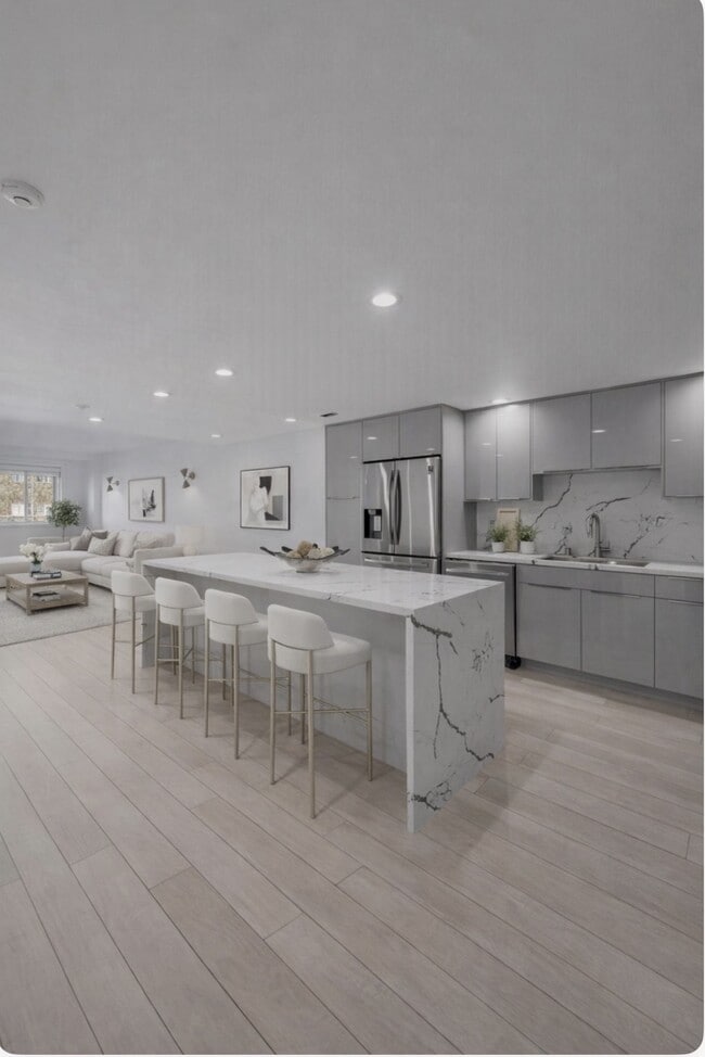 property at 1118 3rd St