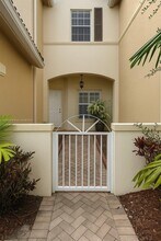 11324 NW 54th Terrace in Doral, FL - Building Photo - Building Photo