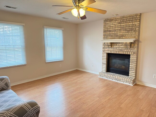 property at 1911 Vladimir Dr