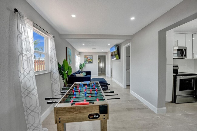 337 SW 8th Ave in Delray Beach, FL - Building Photo - Building Photo