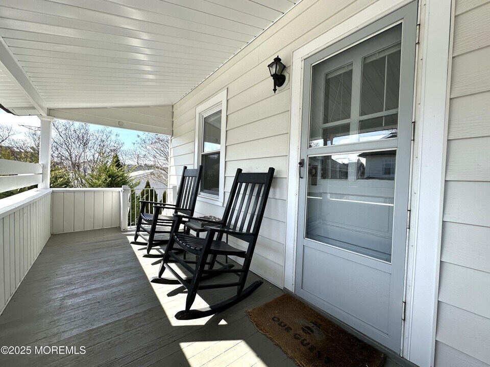 506 7th Ave in Belmar, NJ - Building Photo