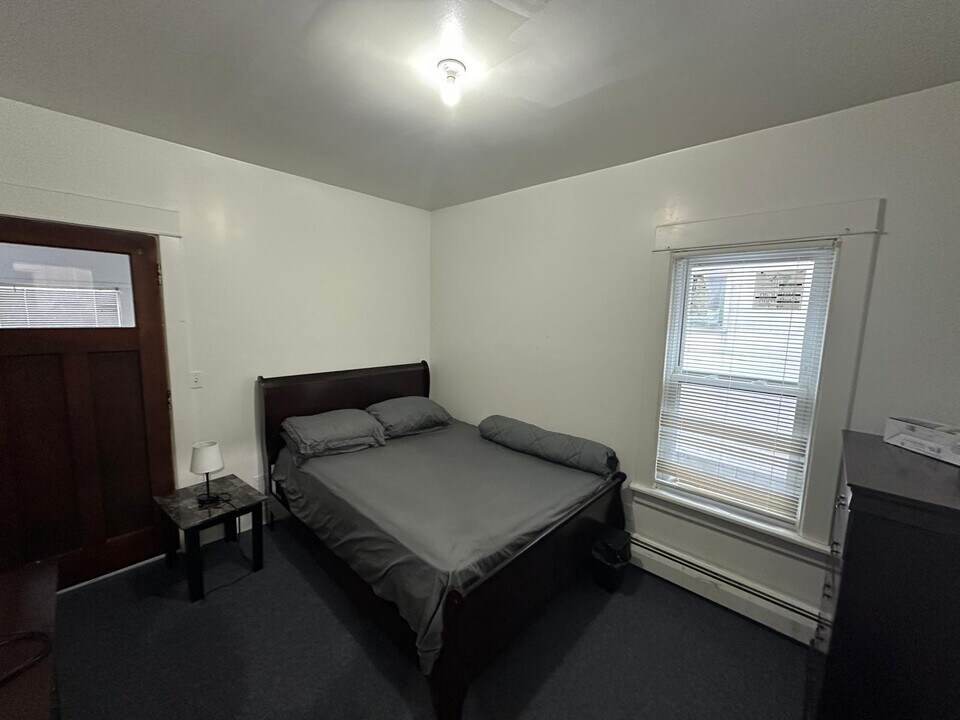 26 Pine Ridge Terrace in Cheektowaga, NY - Building Photo