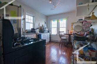 228 Harvard St in Cambridge, MA - Building Photo - Building Photo