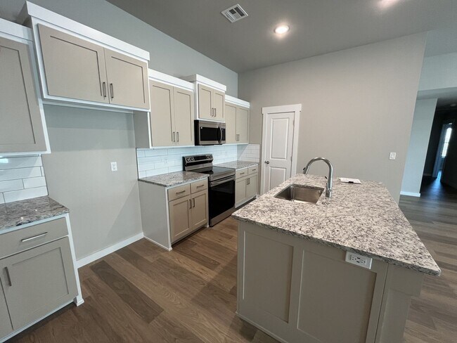 14517 E 39th Pl S in Tulsa, OK - Building Photo - Building Photo