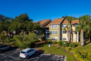 Sunset Bay Apartments in Merritt Island, FL - Building Photo