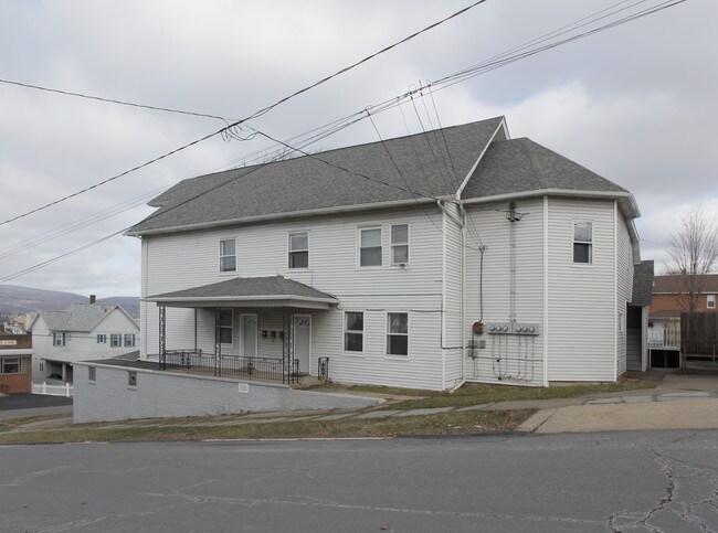 429 S Irving Ave in Scranton, PA - Building Photo - Building Photo