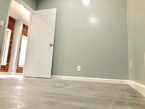 1121 S Norton Ave-Unit -104 in Los Angeles, CA - Building Photo - Building Photo