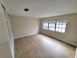 1431 S 14th Ave in Hollywood, FL - Building Photo - Building Photo
