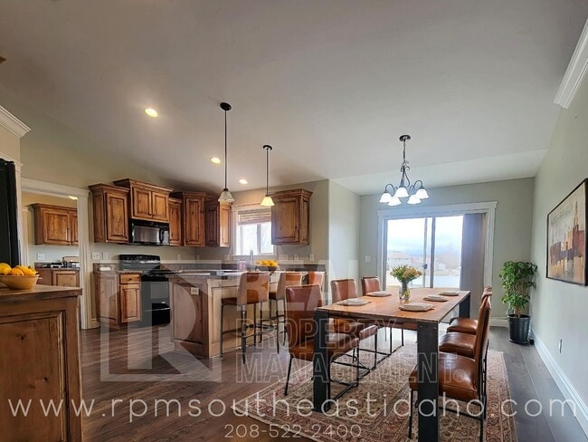 property at 4066 E 169 N