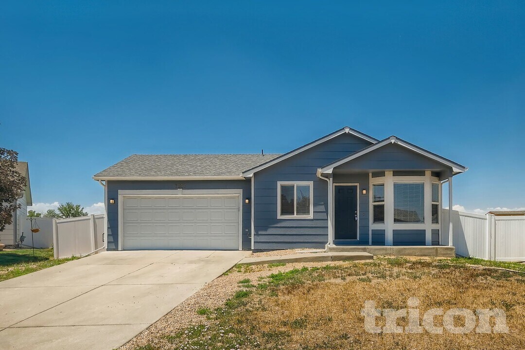 2625 Alpine Ave in Greeley, CO - Building Photo