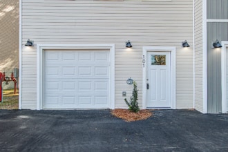 2161 W Jimtown Dr in North Charleston, SC - Building Photo - Building Photo