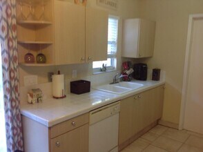 1712 SW Gloria Ln in Port St. Lucie, FL - Building Photo - Building Photo