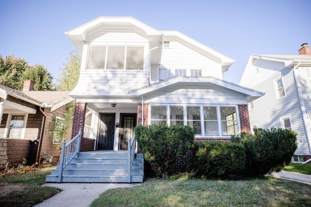 1452 Rollins Rd in Toledo, OH - Foto de edificio