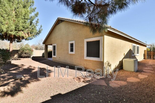 1926 S Maple Dr in Gilbert, AZ - Building Photo - Building Photo