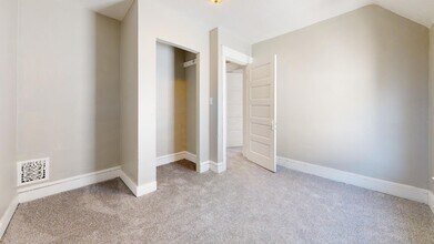 7913 Colgate Ave in Cleveland, OH - Building Photo - Building Photo