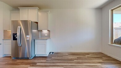 1522 Oakdale Crest Rd in Montgomery, TX - Building Photo - Building Photo