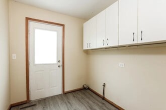 1101 Pine St in Lake In The Hills, IL - Building Photo - Building Photo