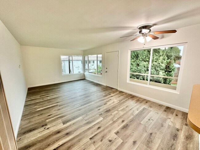 4750 E Malta St in Long Beach, CA - Building Photo - Building Photo