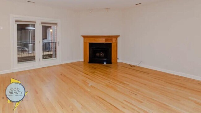 property at 3349 N Clark St