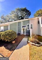 886 Patterns Dr in Mableton, GA - Building Photo