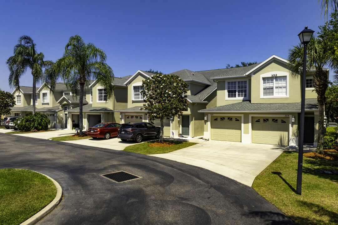 Carriage Park Condos in Melbourne, FL - Building Photo