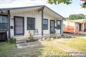 property at 2617 W French Pl