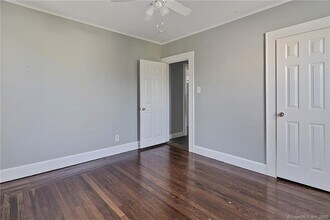 107 Davis st, Unit 1st floor in New Haven, CT - Foto de edificio - Building Photo