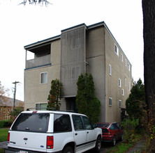 2603 Boylston Ave E in Seattle, WA - Building Photo - Building Photo