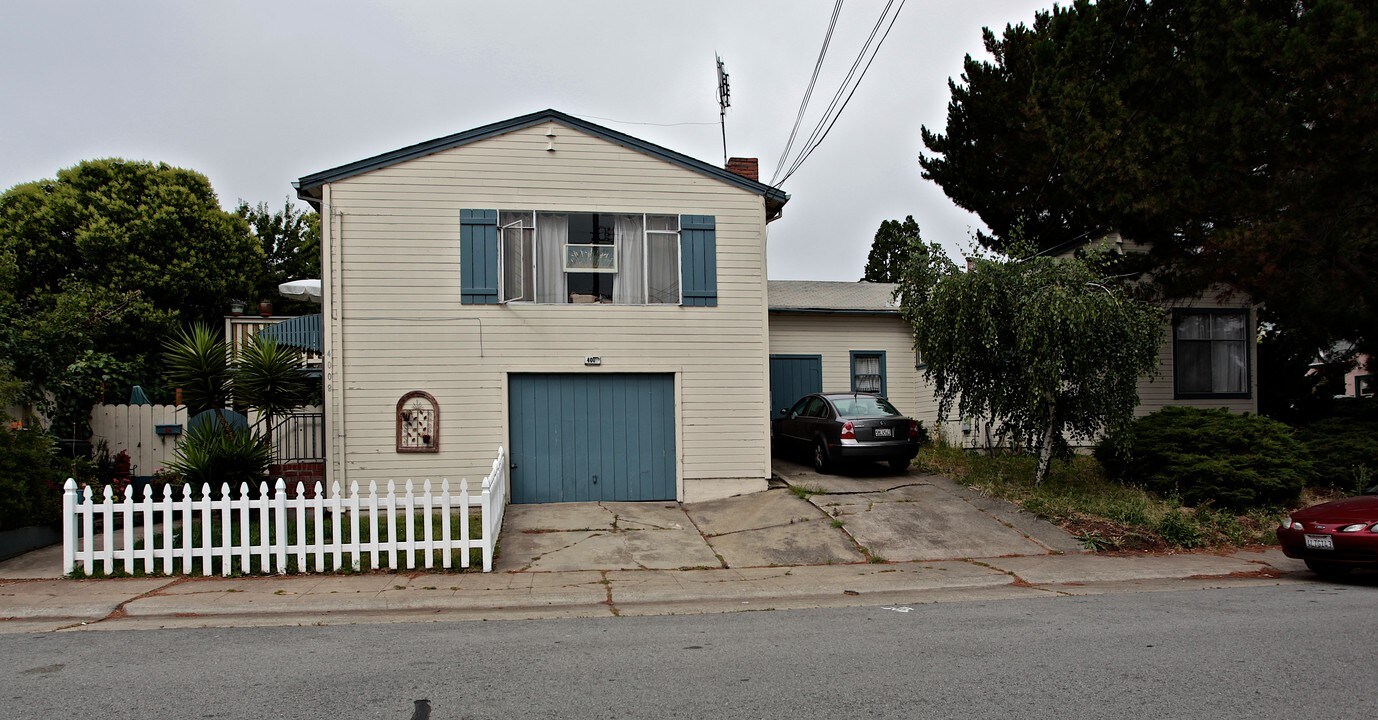 4004 Beresford St in San Mateo, CA - Foto de edificio