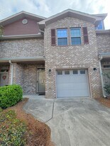 2068 Wilsons Plover Cir in Navarre, FL - Building Photo