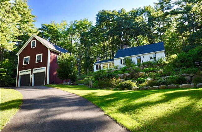 property at 5 N Meadow Rd